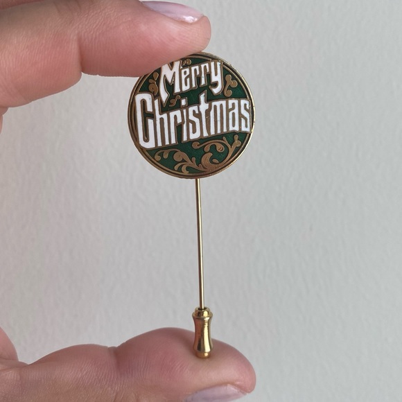 Vintage Centennia Enamel Lapel Pin Merry Christmas Green Gold Signed Stick Pin - Picture 2 of 5